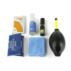 Nikon Professional 7 in 1 Lens Cleaning Kit - Image 2