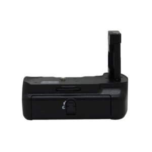Meike Battery Grip for Nikon D5300 - Image 2